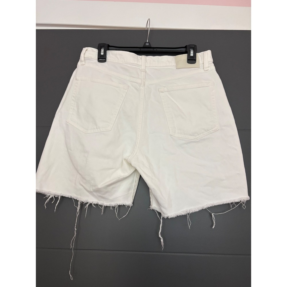 Lucky Brand 90s Loose Short White Denim Raw Hem High Rise Womens Size 10 30 - Picture 2 of 6
